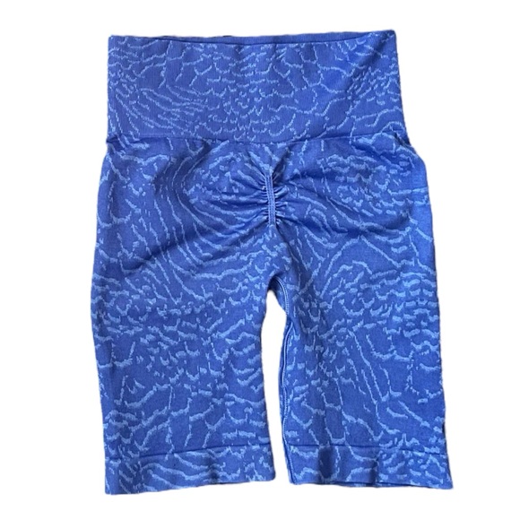 Gymshark Leggings and Shorts Bundle - Picture 11 of 12